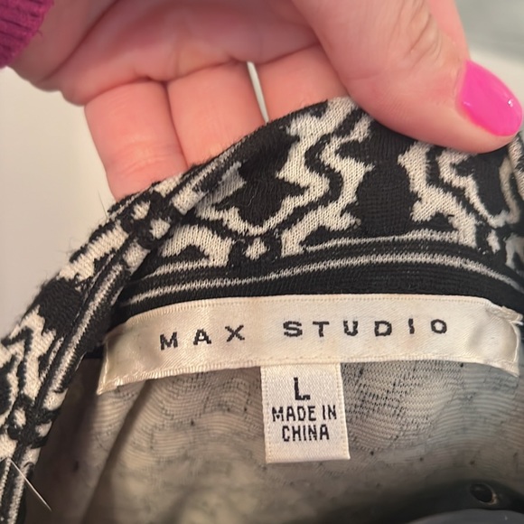 Women’s Geometric Stretch Sweater Dress from MAX Studio. Sz L. - Picture 7 of 8